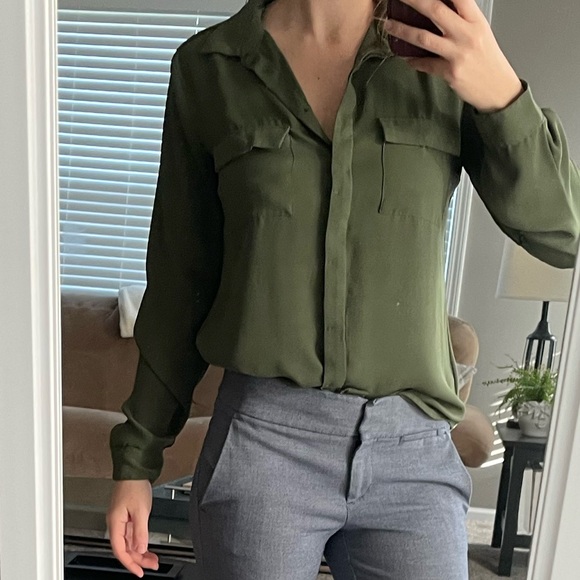 Button up Blouse - Picture 2 of 6